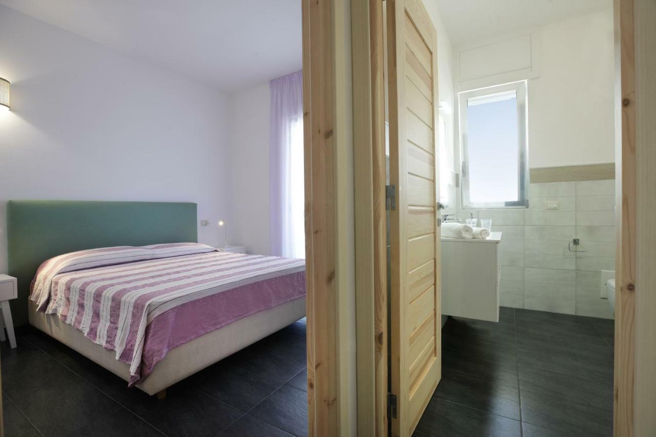 Casa Vacanze Sopravento Порто-Чезарео Екстер'єр фото