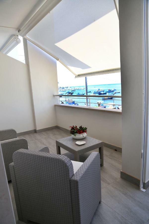 Casa Vacanze Sopravento Порто-Чезарео Екстер'єр фото